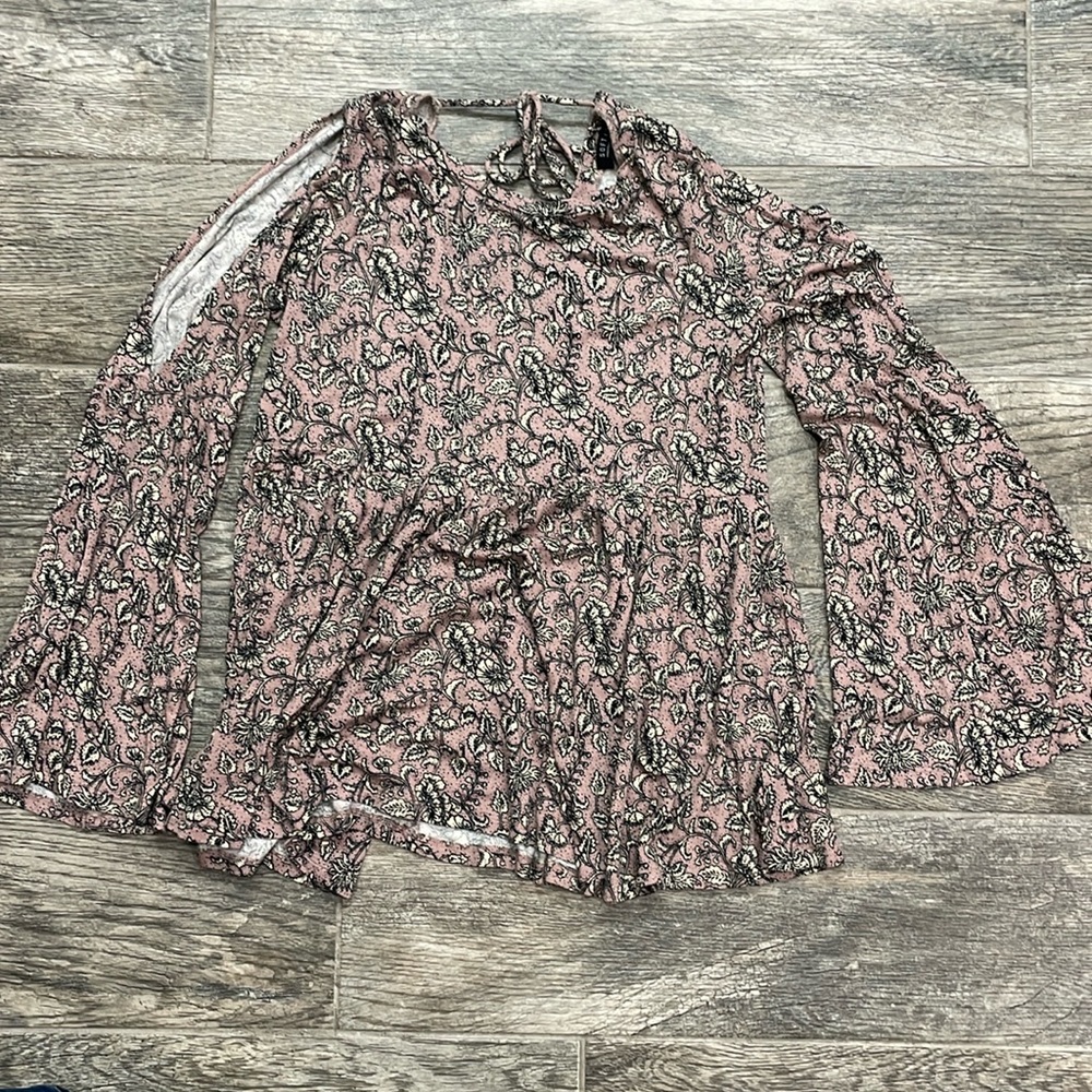 American Eagle Outfitters Blouse Size Medium